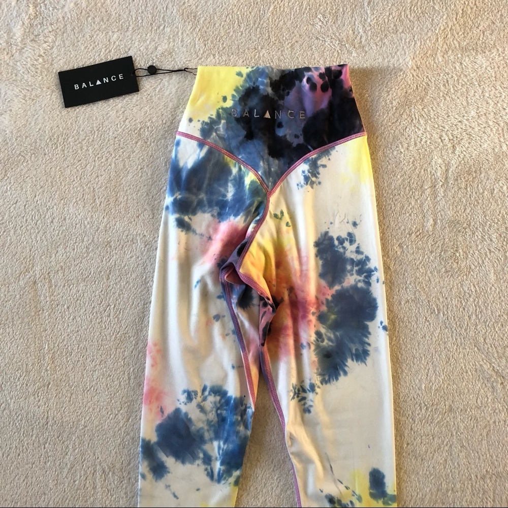 Balance Athletica Tie Dye Cloud Leggings - Picture 9 of 10